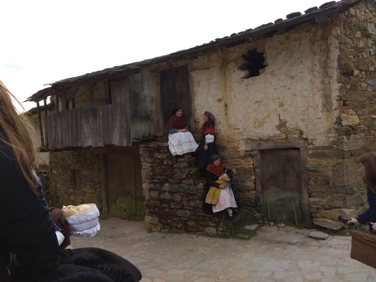 Casa Rural Rosita Santa Cruz de los Cuerragos Ngoại thất bức ảnh